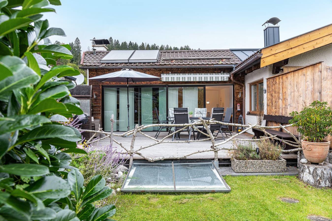 Ganze Wohnung, Apartment 'Am Wehr' mit Bergblick, privater Terrasse und Wlan in Garmisch-Partenkirchen, Bayerische Alpen