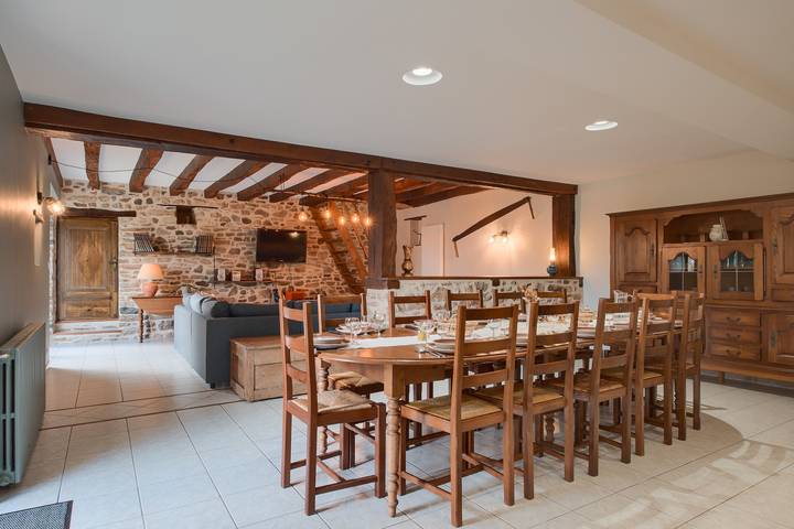 Ferienhaus für 15 Personen mit Terrasse in Bourgon, Mayenne