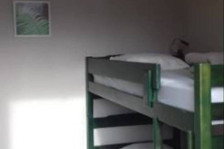 Location de vacances pour 8 personnes, avec jardin et terrasse, animaux acceptés dans Aigondigné - 4