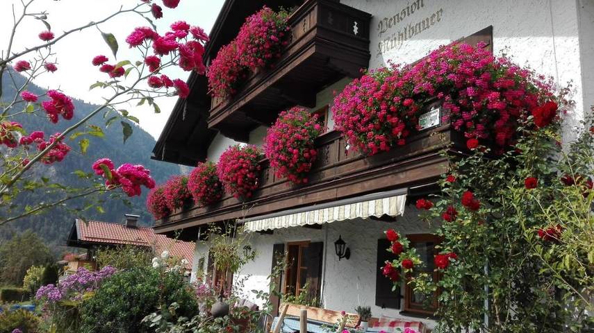 BnB für 3 Personen, mit Balkon und Terrasse sowie Garten und Ausblick im Wendelstein