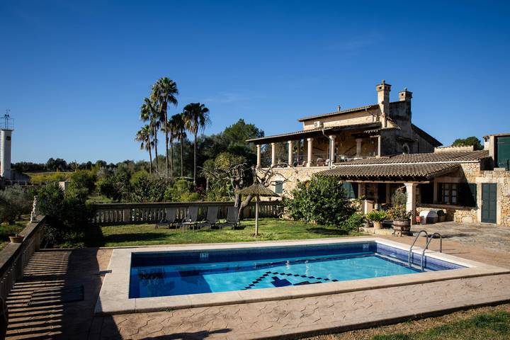 Ferienwohnung für 4 Personen, mit Balkon und Terrasse sowie Garten und Pool in Maria de la Salut