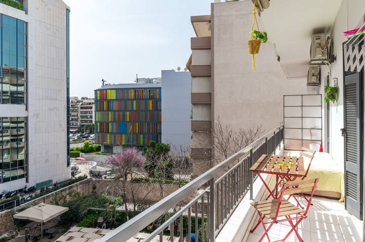 Apartamento entero, Apartamento 'Dreaming of Greece G1' con terraza privada, Wi-Fi y aire acondicionado in Atenas, Sección sur de Atenas