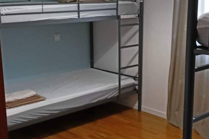 Location de vacances pour 10 personnes, avec balcon ainsi que piscine et jardin à Valaurie - 3