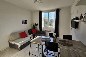 Appartement De Vacances pour 4 Personnes dans La Seyne-sur-Mer, Région de Toulon, Photo 3