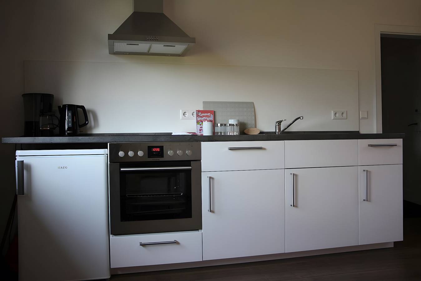 Ganze Wohnung, Ferienwohnung 'Die Fuchsmühle', idyllisch und ruhig gelegen, in der Natur direkt an der Warme in Hessisches Bergland