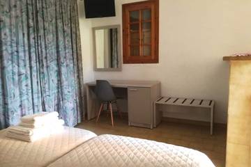 Apartment for 3 People in Kavos, Corfu, Photo 2