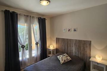 Maison De Vacances pour 6 Personnes dans Bauduen, Gorges du Verdon, Photo 2