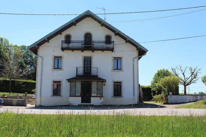 Maison de vacances pour 15 personnes, avec terrasse et jardin, animaux acceptés