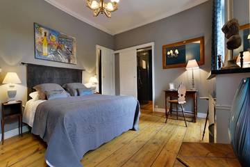 Gîte pour 2 personnes, avec piscine et jardin à Castelnau-de-Médoc