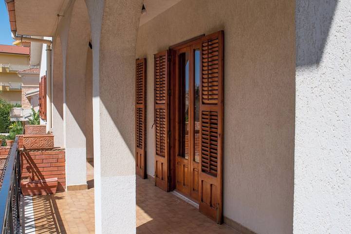 Villa Magnolia Grotte - Agrigento - Im Hügel, 2 Schritte von Tempeln und Meer in Grotte (Sizilien), Agrigento Provinz