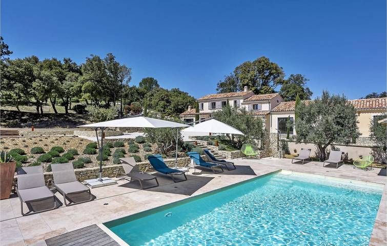 195 m² Apt de vacances avec TV, piscine et vue à Valaurie in Roussas, Région de nyons