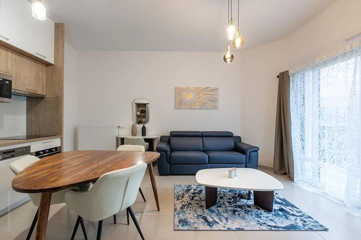 Location de vacances pour 4 personnes, avec jardin à Chessy