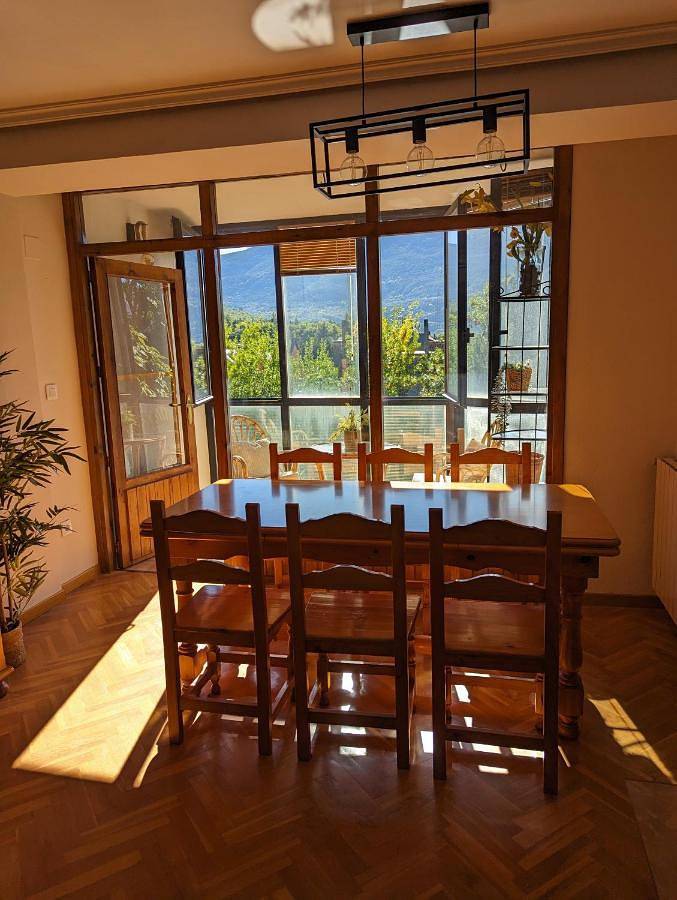 Apartamento entero, Two-Bedroom Apartment in Biescas, Pirineo Aragonés