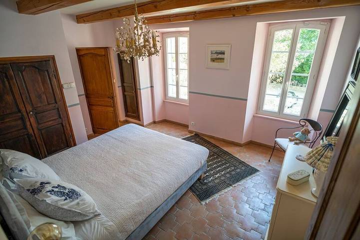 Bastide Rose - Cinq Chambres Villa, Couchages 10 in Draguignan, Région de Draguignan