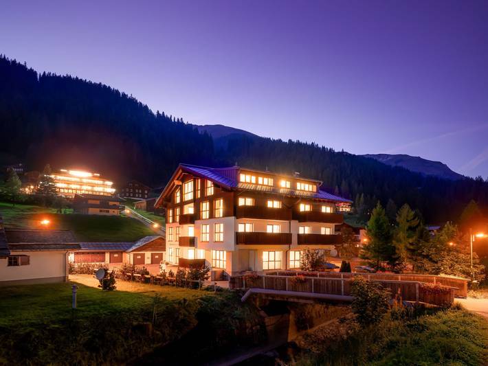 Hütte für 5 Personen, mit Balkon und Garten in Gargellen