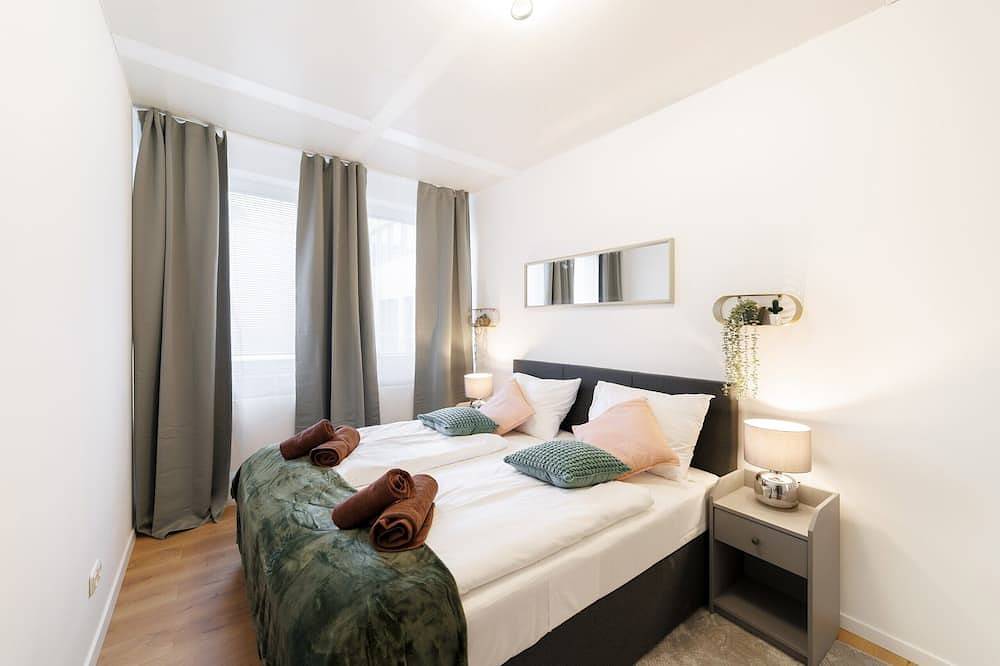 Ganze Wohnung, Moderne Neue 120m2 Wohnung City Center Kadewe /Zoo in Charlottenburg Berlin, Berlin