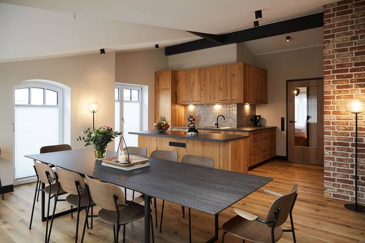 Ferienwohnung für 8 Personen, mit Balkon und Sauna in 