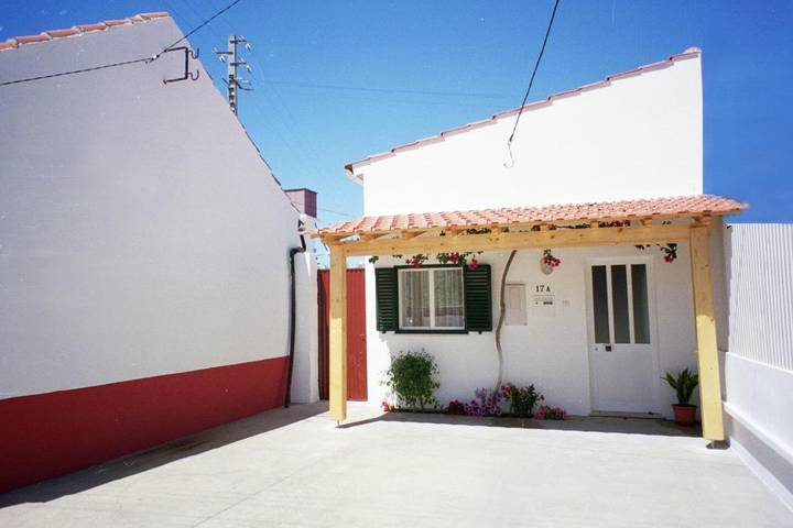 Casa de férias para 3 pessoas, com vista e varanda em Marinha Grande