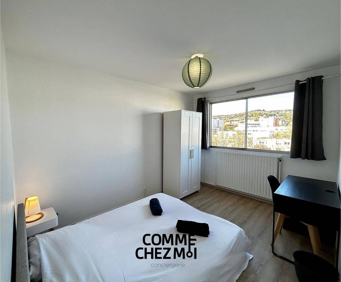 Appartement entier, Spacieux appartement pour 8, parking inclus in Vandœuvre-lès-Nancy, Région de Nancy