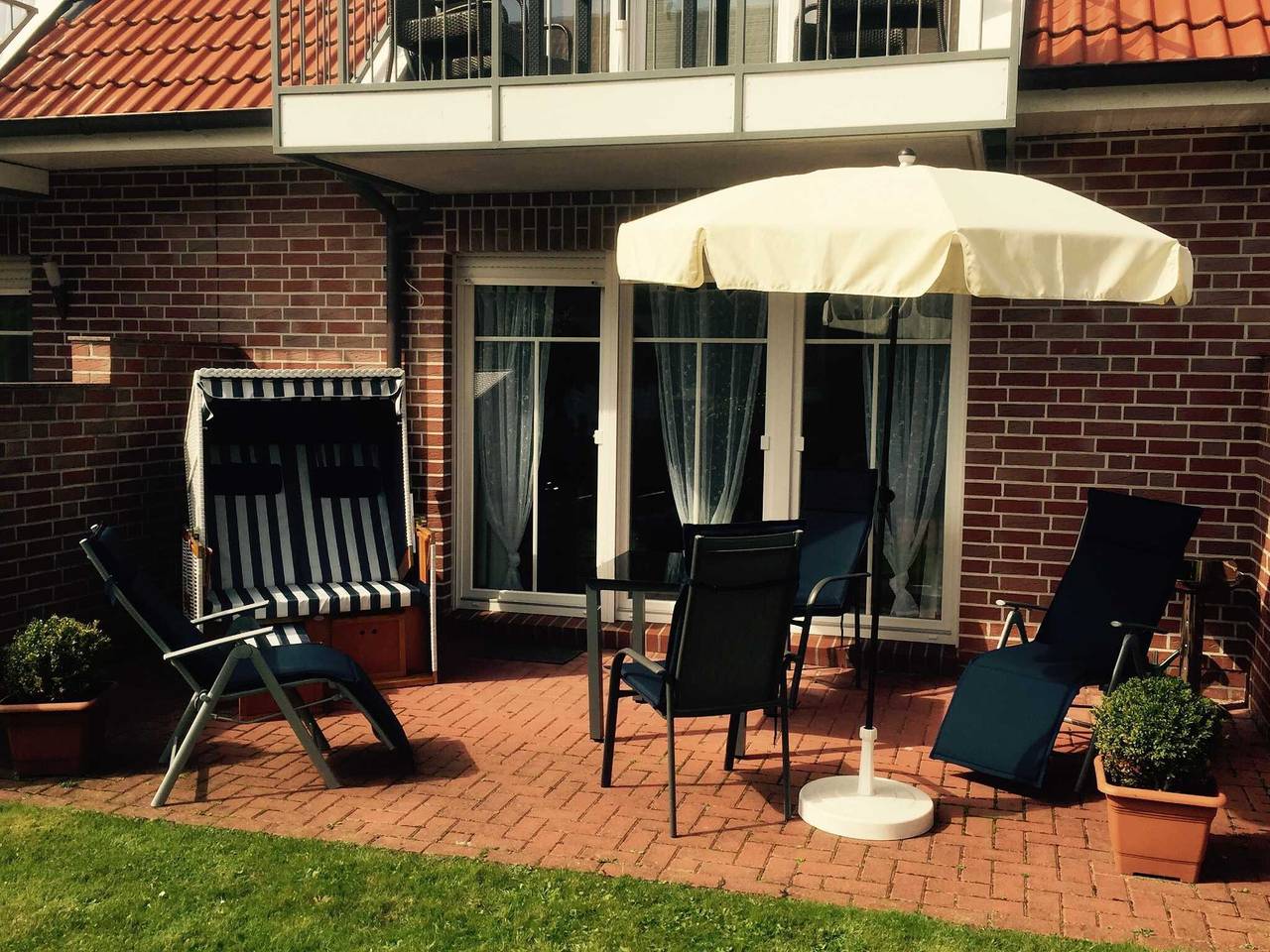 Geheel appartement, Frisiastraat – comfortabele vakantiewoning dicht bij het strand in Norddeich, Norden en omgeving