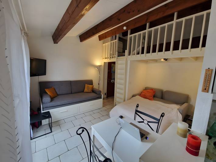 Gîte pour 4 personnes, avec balcon ainsi que bassin pour enfant et jardin à Saint-Mandrier-sur-Mer - 2