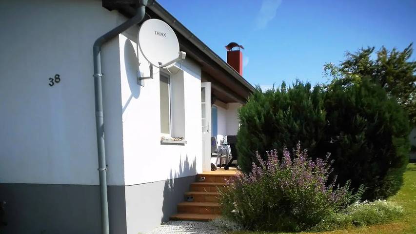Ferienhaus für 4 Personen, mit Garten in Hohenkirchen - 2