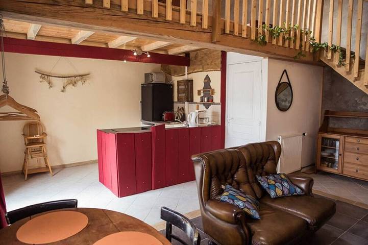 Gîte pour 2 personnes, avec jardin et piscine dans Montils - 2