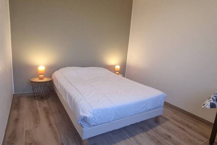 Location de vacances pour 8 personnes, avec terrasse et jardin, animaux acceptés à Surtainville - 2