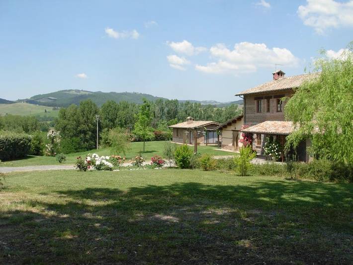 Agriturismo per 5 persone, con Balcone e Terrazza nonché Giardino e Piscina a Acquapendente