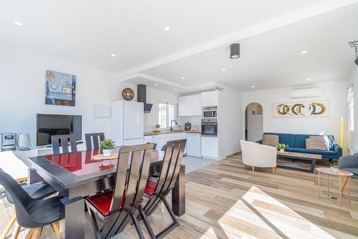 Villa pour 8 personnes, avec terrasse à Empuriabrava - 3