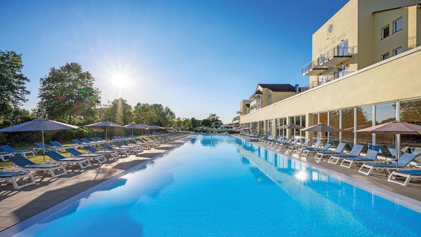 Hotel für 2 Personen, mit Terrasse und Pool sowie Sauna