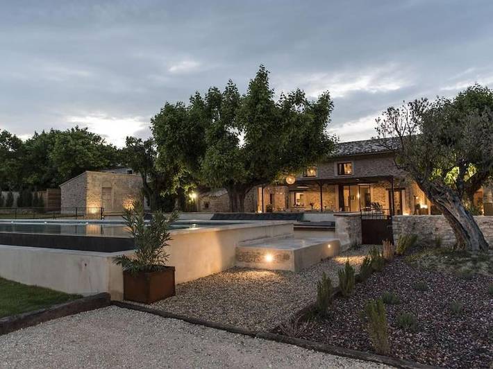 Villa pour 30 personnes, avec piscine et sauna ainsi que vue et jardin, animaux acceptés à Vaison-la-Romaine - 2