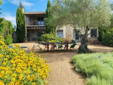 Location de vacances pour 16 personnes, avec piscine et jardin ainsi que terrasse et vue à Verdun-en-Lauragais