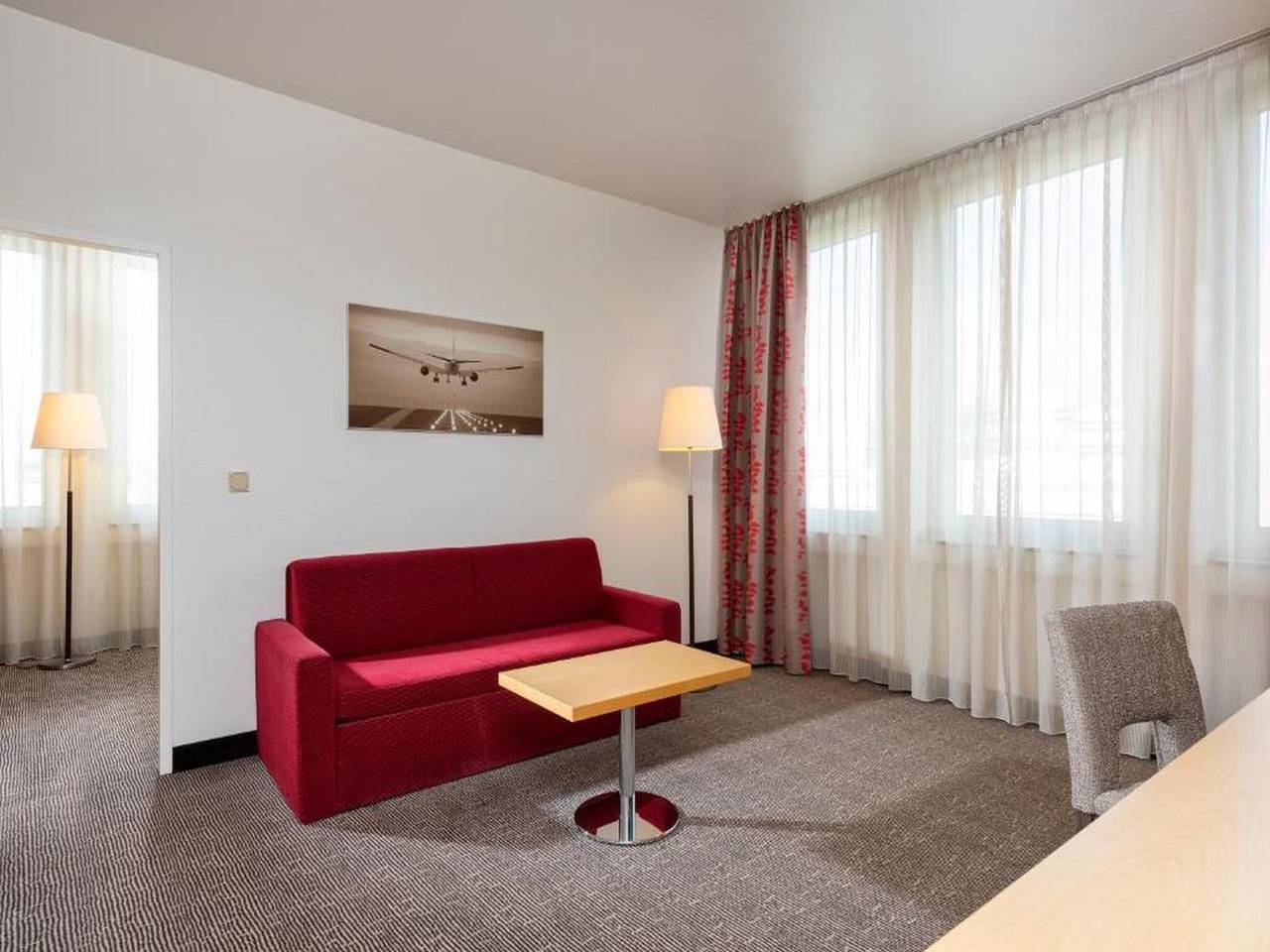Ganze Wohnung, Sunday Hotel Frankfurt Standard-Doppelzimmer in Neu-Isenburg, Landkreis Offenbach
