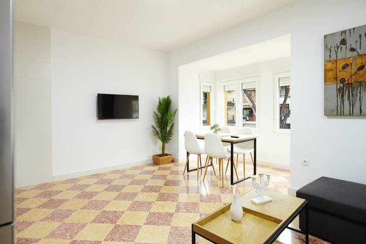 Ganze Wohnung, Ferienwohnung 'La Victoria B' mit Balkon, Wi-Fi und Klimaanlage in Andújar, Jaén Provinz