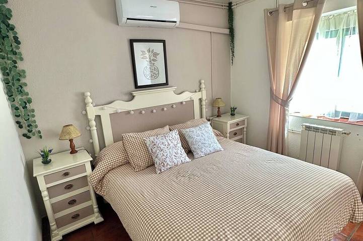 La sosiega, your rural retreat with jacuzzi in Casavieja, Valle del Tiétar