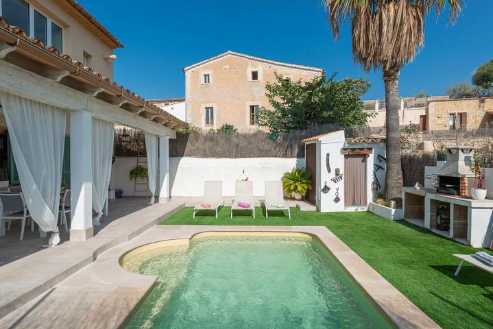 Es Closet - Fantastisches Ferienhaus mit privaten Pool in Selva. WiFi gratis in Selva, Mallorca Inselmitte