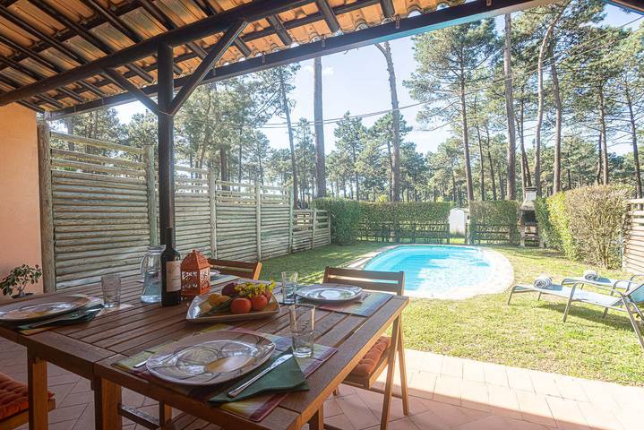 Apartamento inteiro, Apartment Ciprestes in Aroeira, Charneca de Caparica e Sobreda