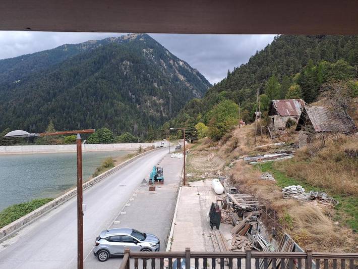 Maison d’hôte pour 2 personnes, avec terrasse ainsi que vue sur le lac et vue dans le Parc national du Mercantour - 3