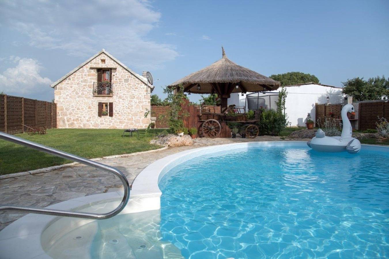 Charmante Ferienvilla Krka in Dalmatinisches Zagora