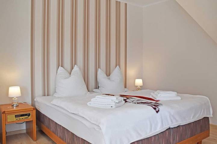 Ganze Wohnung, Ferienwohnung Wiesenblick - Ferienwohnung in Kerkwitz, Schenkendöbern