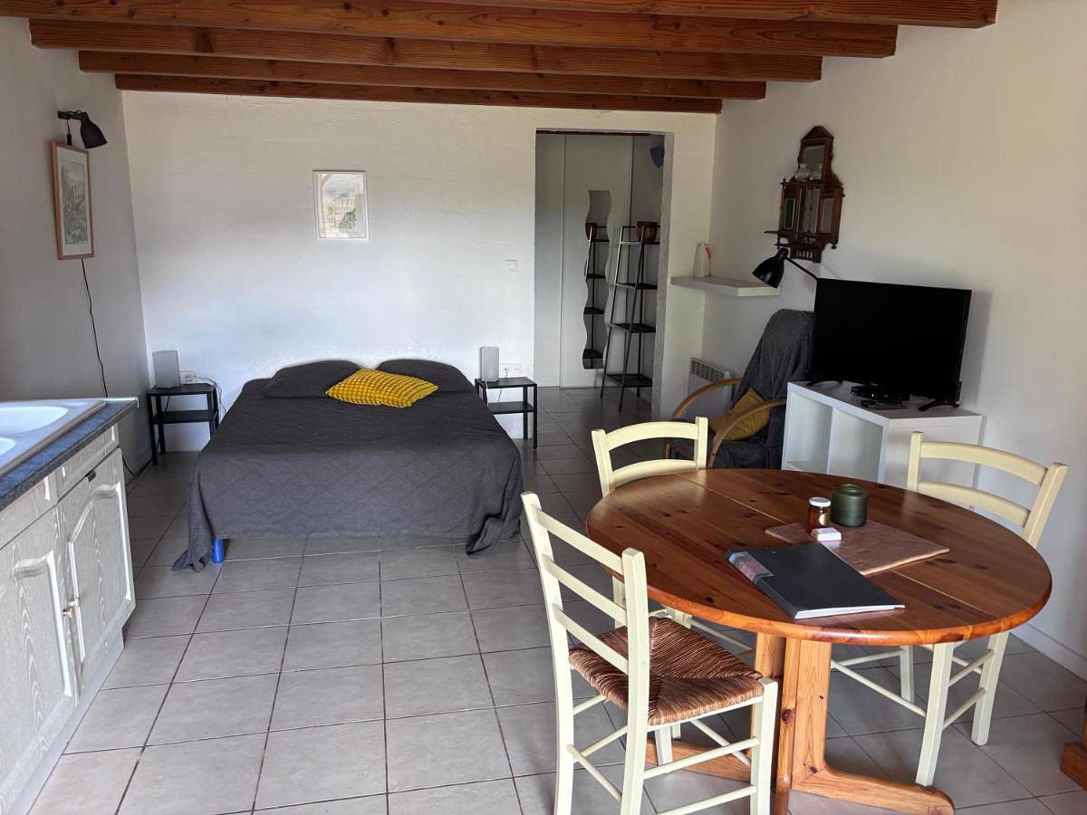 Double Room with Park View in Avène, Région de Lodève