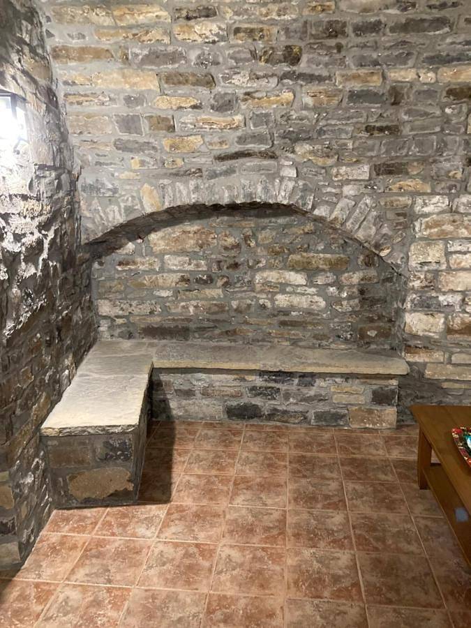 Casa rural para 8 personas, con terraza y vistas, Se admiten mascotas en Sobrarbe - 2