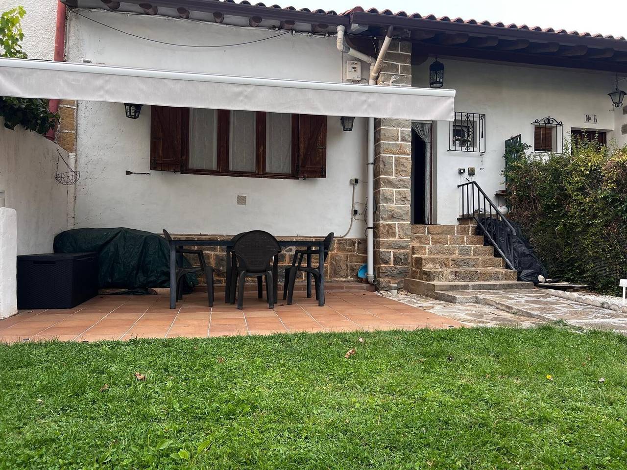 Holiday Home 'Amets' with Mountain Views and Private Garden in Yesa, Navarra Provins