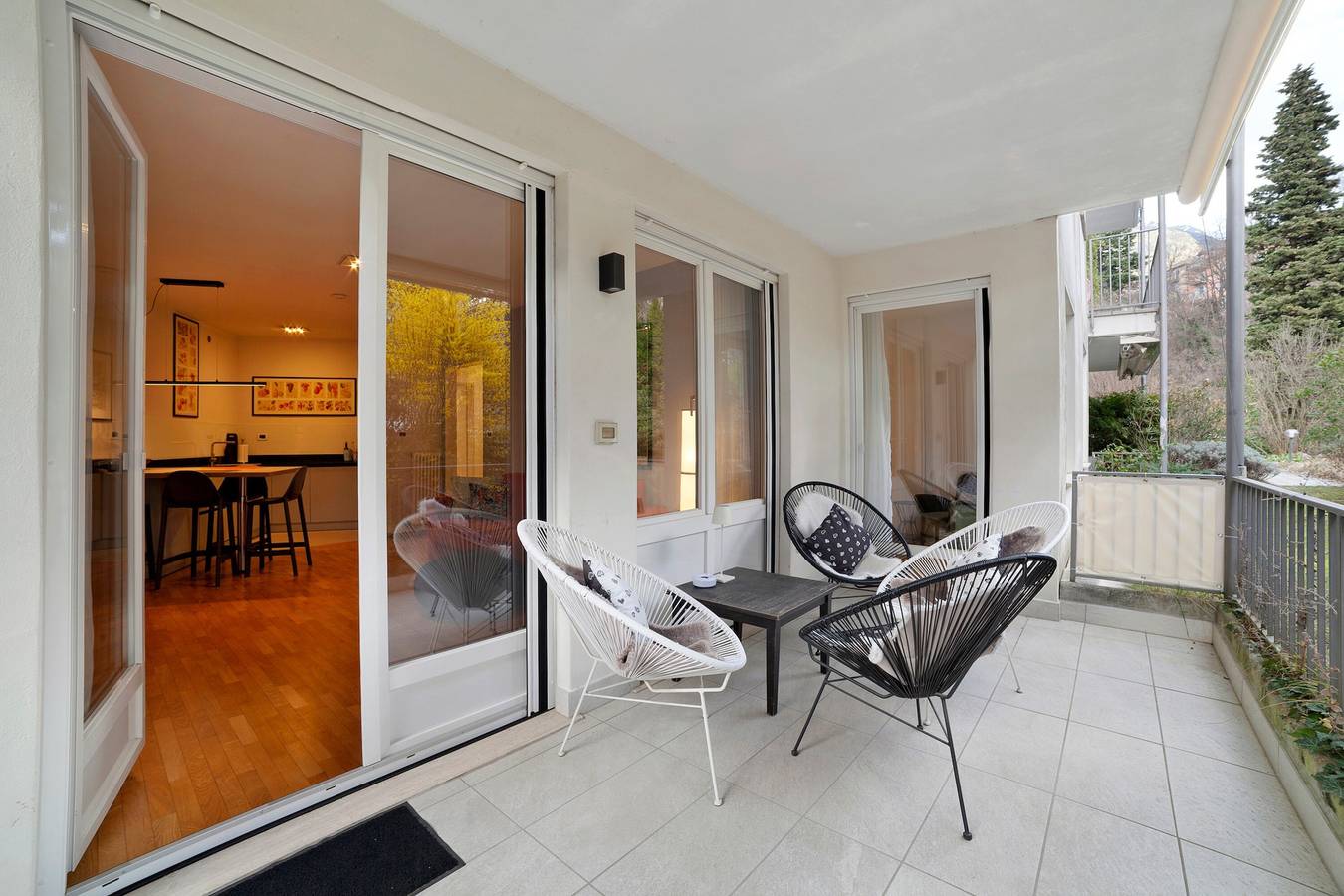 Ganze Wohnung, Apartment Garden Suite Meran mit Bergblick, privater Terrasse und Wlan in Meran, Texelgruppe