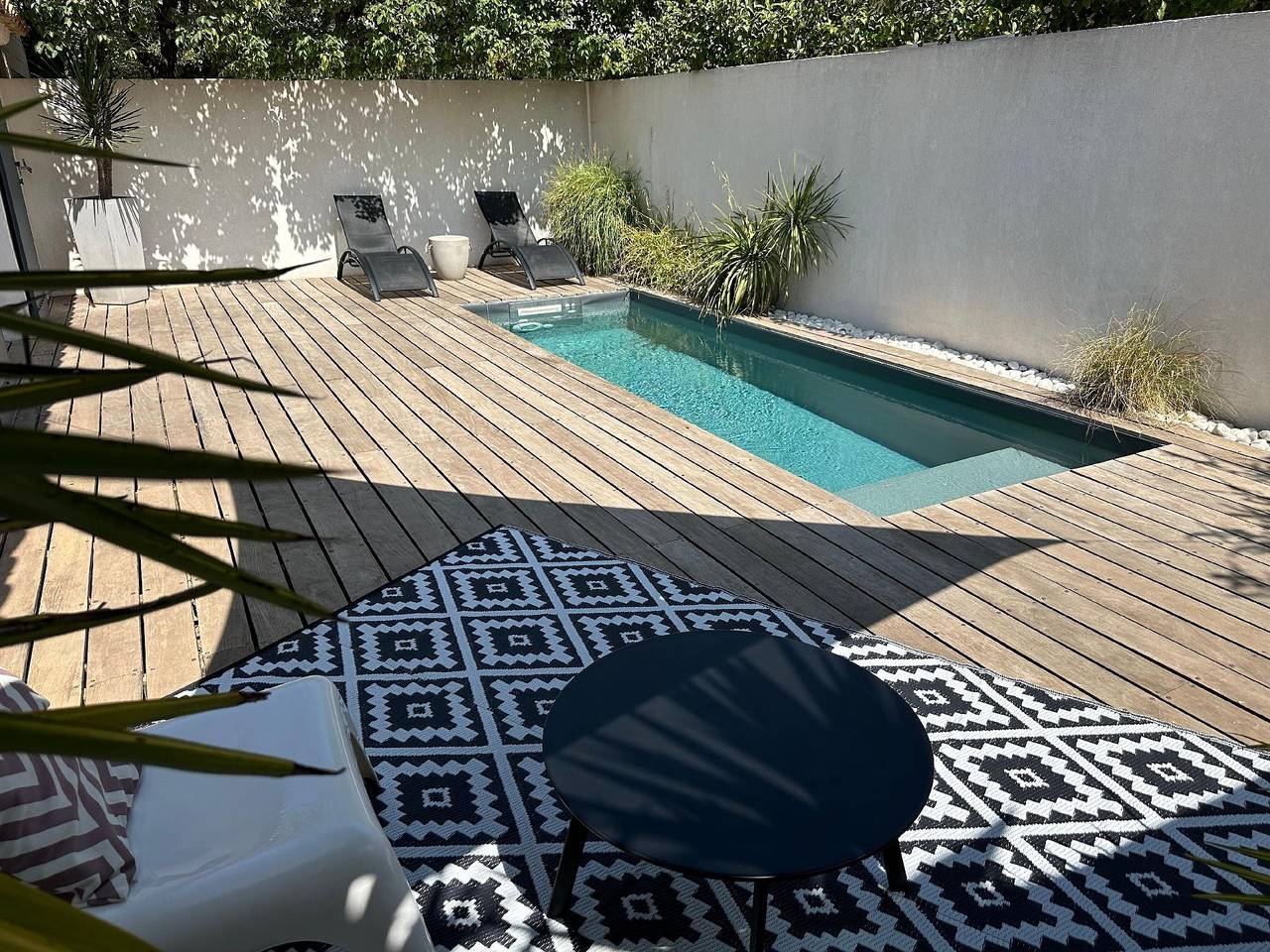 Un Petit Coin de Provence Istres. Swimmingpool, Strände in Istres, Istres und Umgebung