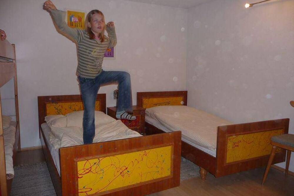 Ferienwohnung 'West\" - Bauer am Berg in Windischgarsten, Kirchdorf an der Krems (Bezirk)