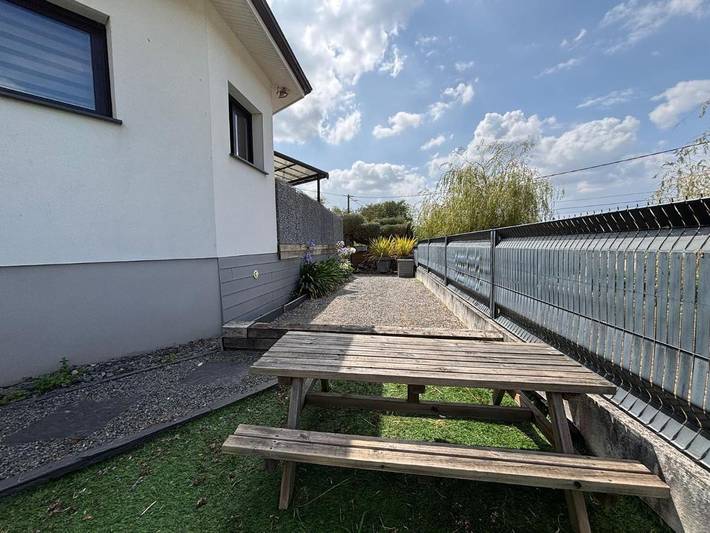 Location de vacances pour 8 personnes, avec jardin ainsi que jacuzzi et piscine à Sadirac - 3