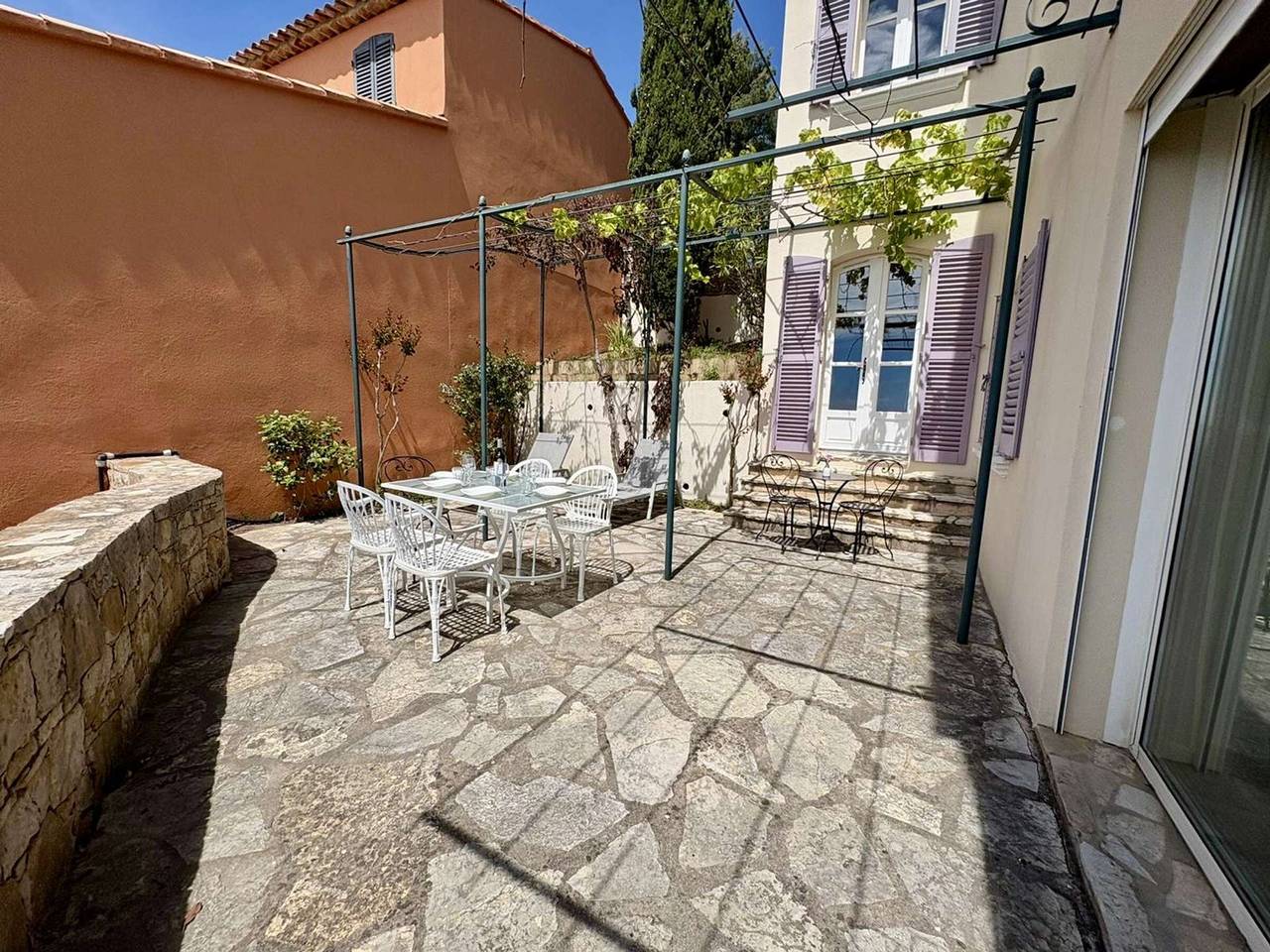 Appartement entier, Appartement climatisé vue mer - 6 pers. in Saint-Cyr-sur-Mer, Côte méditerranéenne (France)