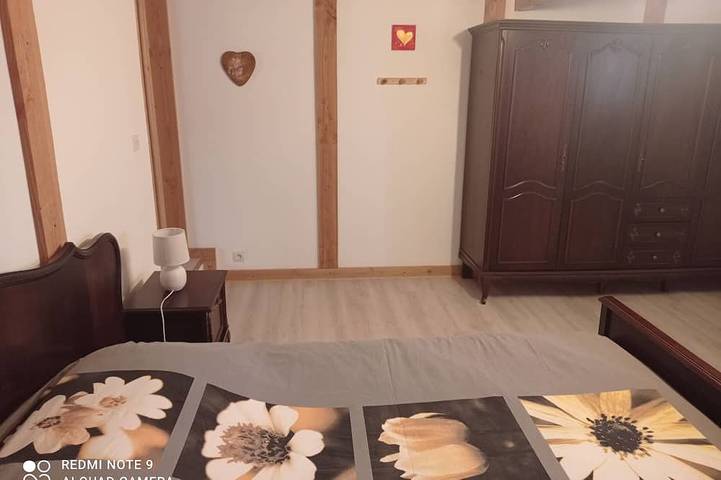 Gîte pour 4 personnes, avec jardin à Fougerolles - 3